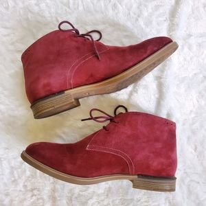 HUSH PUPPIES Bailey Chukka Boot in Cordovan